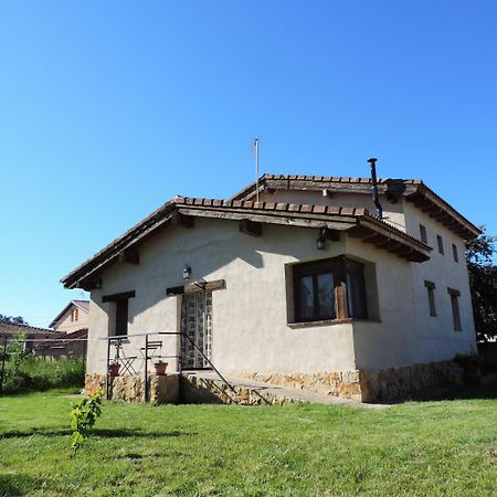 Saldana de Ayllon La Casa Del Cartero Pabloゲストハウス エクステリア 写真